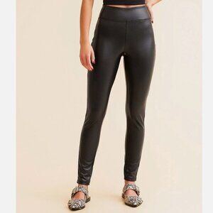 BKE BUCKLE Women's XL Pull on Black Faux Leather Comfort Stretch Legging Pants